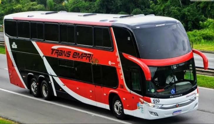 Ônibus 550 TRANS EMPRI Vip visto de cima